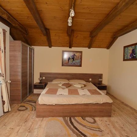 Rooms & Apartment Vinia Bjelovar Luaran gambar